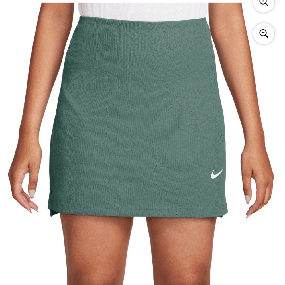 Nike Women's Size L 17” Dri-FIT ADV Tour High-Waisted Long Golf Skort